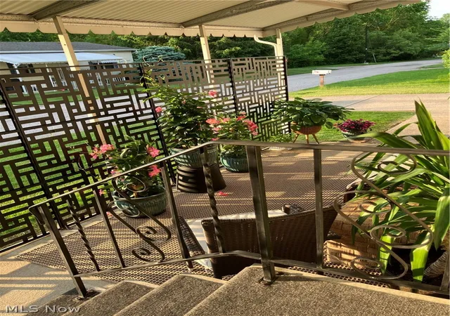 Photo 3 of Single family home for sale at 9 Corktree Dr, Olmsted Twp, OH 44138 | MLS# 5240117 | Listing updated on 2026-09-30