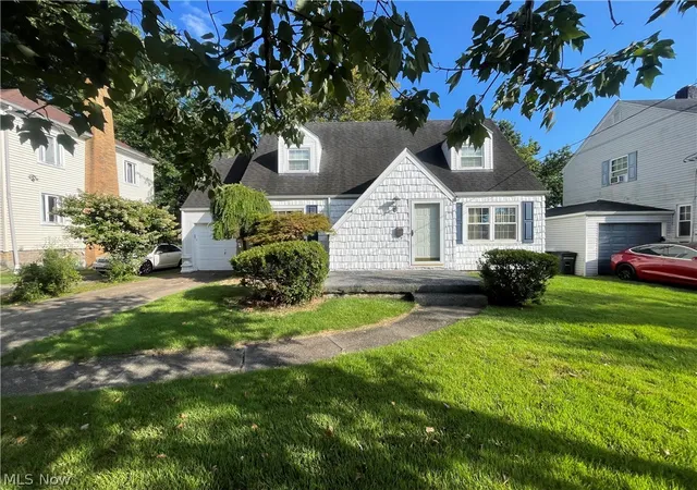 Photo 1 of Single family home for sale at 3910 Palisades Dr, Weirton, WV 26062 | MLS# 5230437 | Listing updated on 2026-09-02