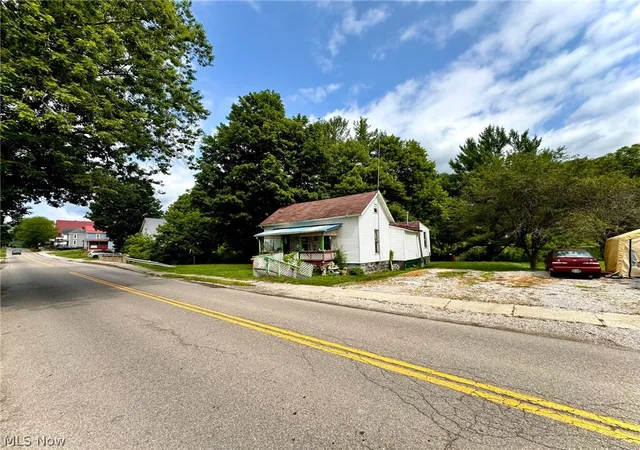 Photo 3 of Sale Pending at 301 E Main St, Jewett, OH 43986 | MLS# 5240686 | Listing updated on 2026-09-25