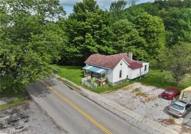 Photo 4 of Sale Pending at 301 E Main St, Jewett, OH 43986 | MLS# 5240686 | Listing updated on 2026-09-25