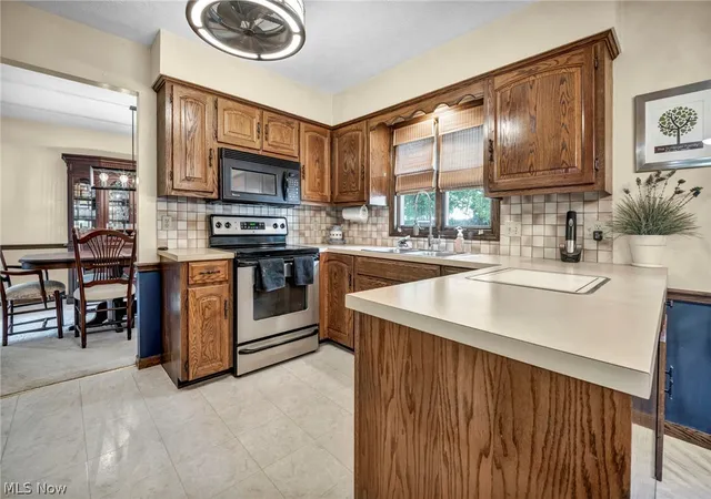 Photo 3 of Sale Pending at 1196 Millhaven Dr, Copley, OH 44321 | MLS# 5240590 | Listing updated on 2026-09-03