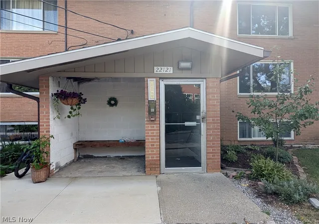 Photo 2 of Sale Pending at 22121 River Oaks #E12, Rocky River, OH 44116 | MLS# 5240093 | Listing updated on 2026-09-09