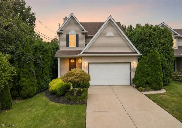 Photo 1 of Single family home for sale at 29008 Uxbridge Dr, Willowick, OH 44095 | MLS# 5239796 | Listing updated on 2026-08-31