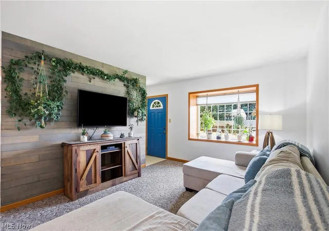 Photo 3 of Single family home for sale at 3274 S Carr Rd, Apple Creek, OH 44606 | MLS# 5240669 | Listing updated on 2026-10-05