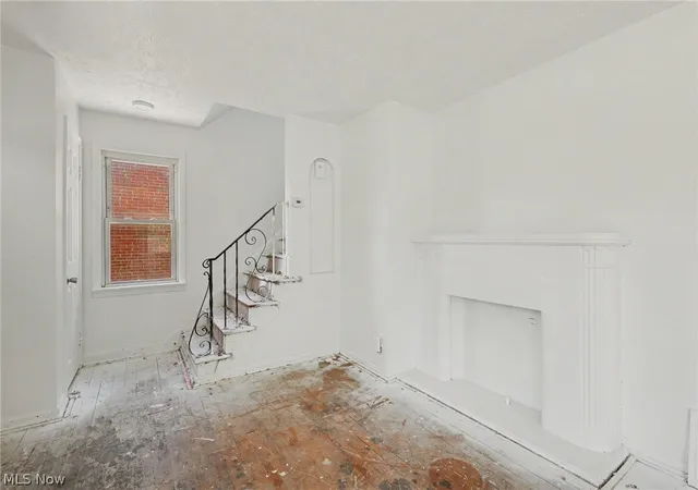 Photo 4 of Sale Pending at 15603 Harvard Ave, Cleveland, OH 44128 | MLS# 5237888 | Listing updated on 2026-09-04