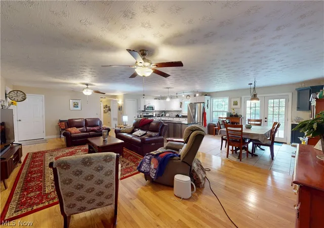 Photo 3 of Sale Pending at 1083 Dock Rd, Madison, OH 44057 | MLS# 5233731 | Listing updated on 2026-09-12