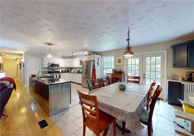 Photo 4 of Sale Pending at 1083 Dock Rd, Madison, OH 44057 | MLS# 5233731 | Listing updated on 2026-09-12