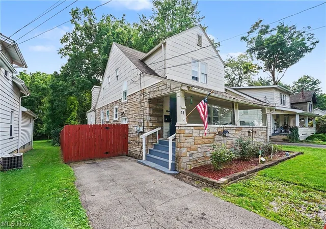 Photo 3 of Single family home for sale at 15 Massachusetts Ave, Poland, OH 44514 | MLS# 5240542 | Listing updated on 2026-10-01