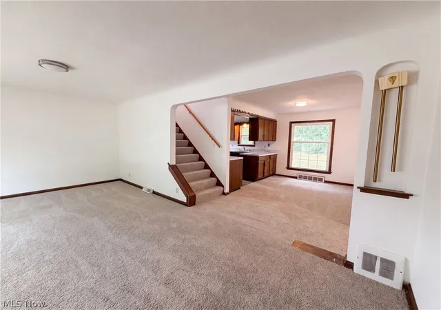 Photo 2 of Sale Pending at 971 Learidge Rd, Cleveland, OH 44124 | MLS# 5239394 | Listing updated on 2026-09-04