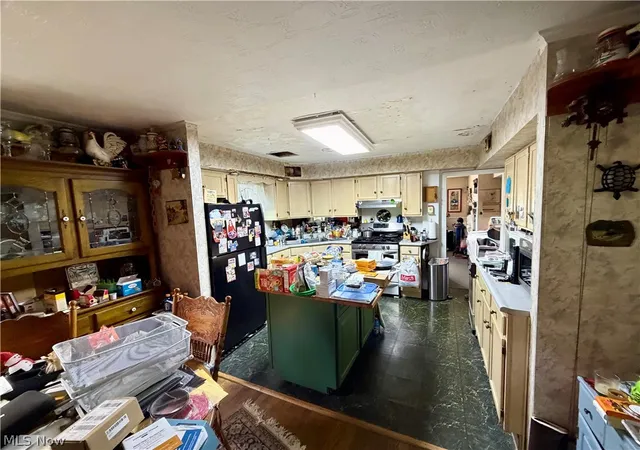 Photo 2 of Single family home for sale at 4626 Rita St, Austintown, OH 44515 | MLS# 5240105 | Listing updated on 2026-09-10