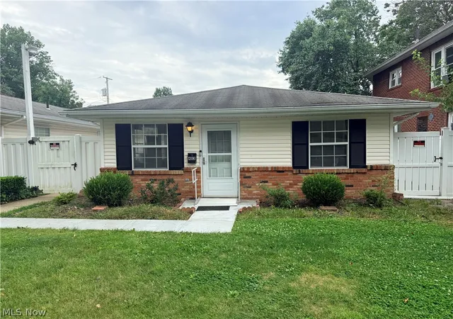 Photo 1 of Condo for sale at 483 E 4th St, Salem, OH 44460 | MLS# 5234597 | Listing updated on 2026-09-09