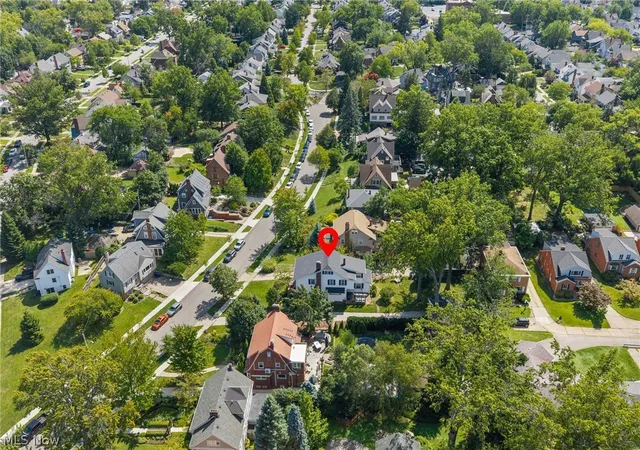 Photo 4 of Single family home for sale at 1440 Lewis Dr, Lakewood, OH 44107 | MLS# 5240717 | Listing updated on 2026-09-30