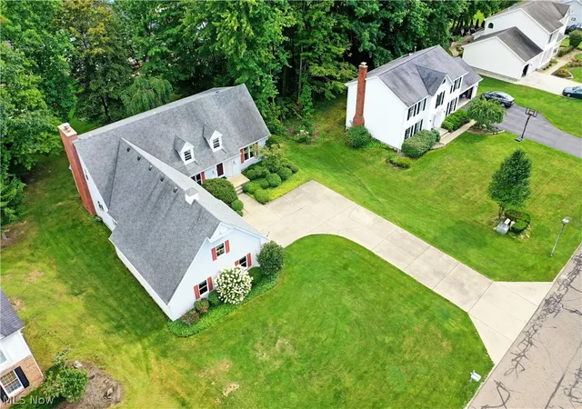 Photo 3 of Sale Pending at 116 Beechwood Dr, Cortland, OH 44410 | MLS# 5240174 | Listing updated on 2026-09-12