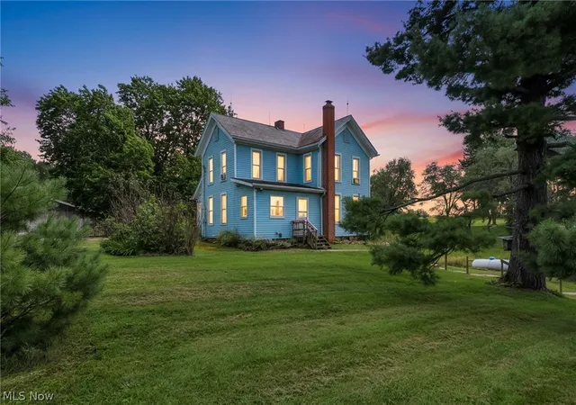 Single family home for sale at 6012 Apollo Rd Ne, Salineville, OH 43945 | MLS# 5240637