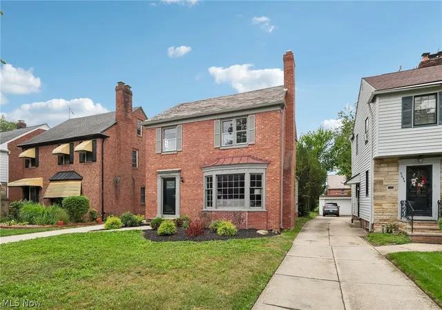 Photo 2 of Single family home for sale at 3698 Strandhill Rd, Shaker Heights, OH 44122 | MLS# 5240305 | Listing updated on 2026-09-02