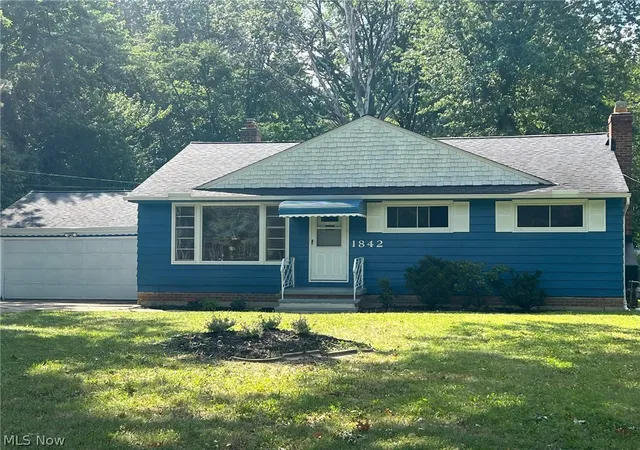 Photo 3 of Sale Pending at 1842 Columbia Rd, Westlake, OH 44145 | MLS# 5240754 | Listing updated on 2026-10-02