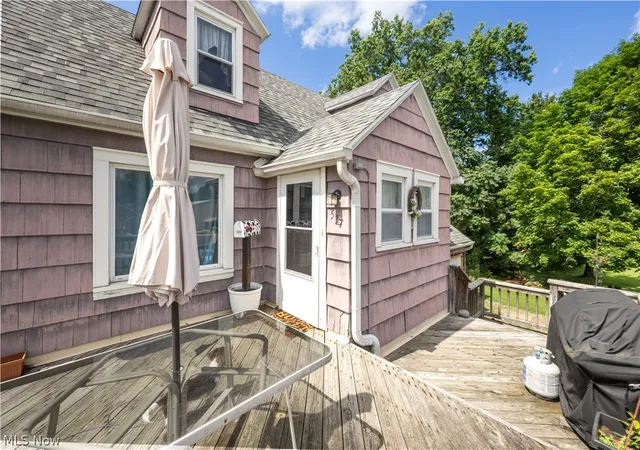 Photo 3 of Sale Pending at 537 Coolman Ave, Ravenna, OH 44266 | MLS# 5239479 | Listing updated on 2026-09-05