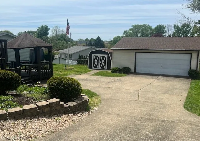 Photo 2 of Sale Pending at 1124 Nw Valley Dr Nw, North Canton, OH 44720 | MLS# 5240538 | Listing updated on 2026-09-08