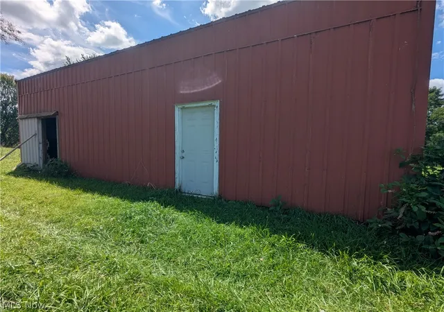 Photo 26 of Sale Pending at 67271 Pogue Rd, St Clairsville, OH 43950 | MLS# 5240747 | Listing updated on 2026-09-10