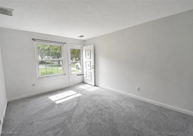 Photo 2 of Sale Pending at 13956 Oakbrook Dr #3956, North Royalton, OH 44133 | MLS# 5240462 | Listing updated on 2026-09-30