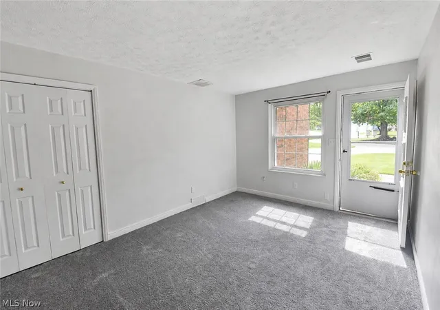 Photo 3 of Sale Pending at 13956 Oakbrook Dr #3956, North Royalton, OH 44133 | MLS# 5240462 | Listing updated on 2026-09-30