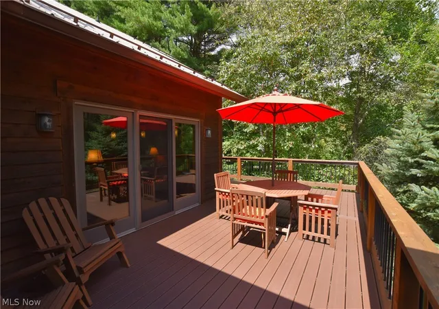 Photo 3 of Single family home for sale at 1321 Whispering Pines Dr Sw, Dellroy, OH 44620 | MLS# 5240447 | Listing updated on 2026-09-20