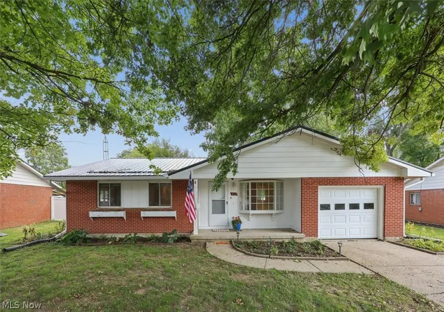 Photo 1 of Single family home for sale at 469 Alford Dr, Newark, OH 43055 | MLS# 5240670 | Listing updated on 2026-09-11
