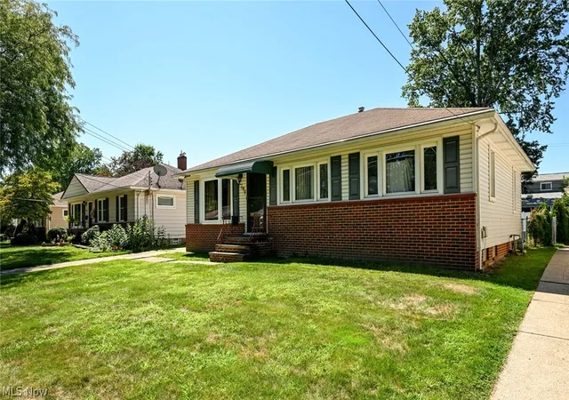 Photo 1 of Sale Pending at 6290 Mandalay Dr, Parma Heights, OH 44130 | MLS# 5240722 | Listing updated on 2026-09-14