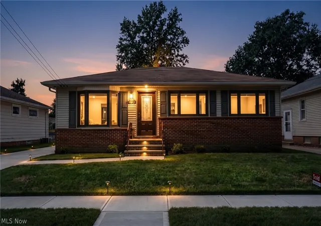 Photo 2 of Sale Pending at 6290 Mandalay Dr, Parma Heights, OH 44130 | MLS# 5240722 | Listing updated on 2026-09-14