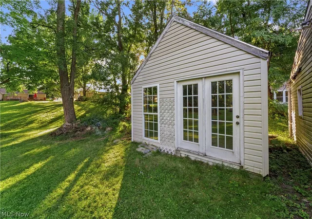 Photo 32 of Sale Pending at 1744 Westwood Dr, Twinsburg, OH 44087 | MLS# 5239905 | Listing updated on 2026-10-07