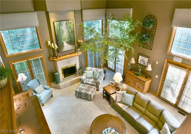 Photo 3 of Single family home for sale at 1925 Brittainy Oaks Trl Ne, Warren, OH 44484 | MLS# 5240762 | Listing updated on 2026-10-05