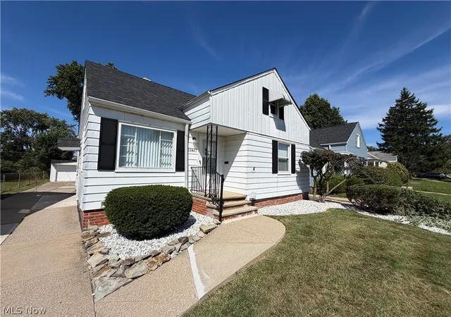 Photo 2 of Sale Pending at 12421 Willard Ave, Garfield Heights, OH 44125 | MLS# 5240836 | Listing updated on 2026-09-16
