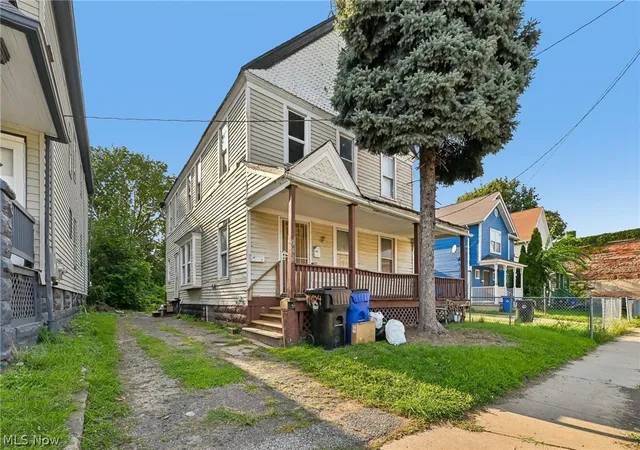 Photo 3 of Multi family home for sale at 942 E 79th St, Cleveland, OH 44103 | MLS# 5239389 | Listing updated on 2026-09-05