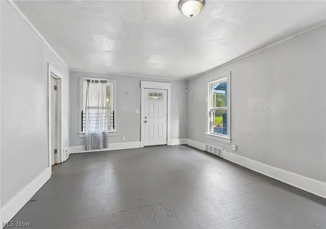 Photo 3 of House for sale at 942 E 79Th St, Cleveland, OH 44103 | MLS# 5239389 | Listing updated on 2026-09-05