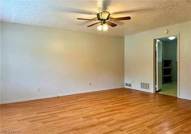 Photo 3 of Sale Pending at 4823 Dunsmore Ave, Ashtabula, OH 44004 | MLS# 5240825 | Listing updated on 2026-09-08
