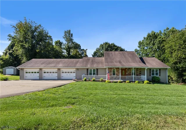 Single family home for sale at 35210 Kirkwood Ave, Barnesville, OH 43713 | MLS# 5240801