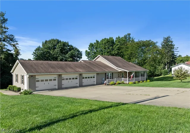 Photo 3 of Single family home for sale at 35210 Kirkwood Ave, Barnesville, OH 43713 | MLS# 5240801 | Listing updated on 2026-09-03