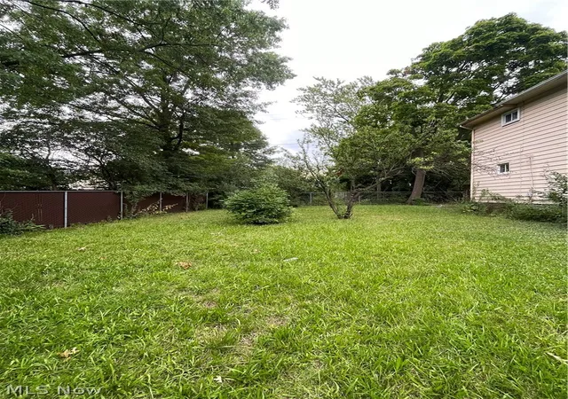Photo 1 of Land for sale at Sutton Pl, Shaker Heights, OH 44120 | MLS# 5240843 | Listing updated on 2026-09-02