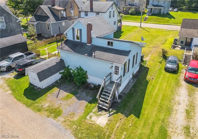 Photo 3 of Single family home for sale at 439 W Main St, Alliance, OH 44601 | MLS# 5240819 | Listing updated on 2026-10-07