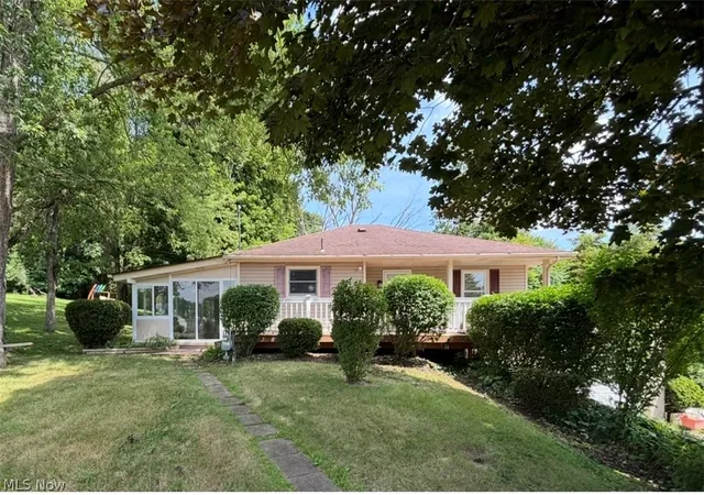 Photo 1 of Single family home for sale at 1250 Cheval St, East Liverpool, OH 43920 | MLS# 5240798 | Listing updated on 2026-09-14