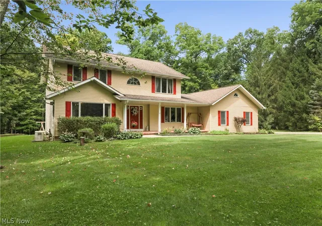 Photo 2 of Sale Pending at 8212 Timber Trl, Chagrin Falls, OH 44023 | MLS# 5240743 | Listing updated on 2026-09-03