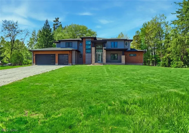 Photo 1 of Single family home for sale at 3880 Brainard Rd, Orange, OH 44122 | MLS# 5240698 | Listing updated on 2026-09-25
