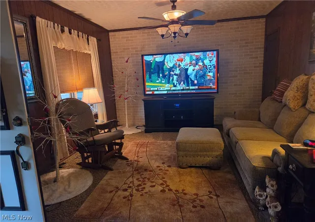 Photo 2 of Single family home for sale at 1935 E 44th St, Ashtabula, OH 44004 | MLS# 5239001 | Listing updated on 2026-09-11