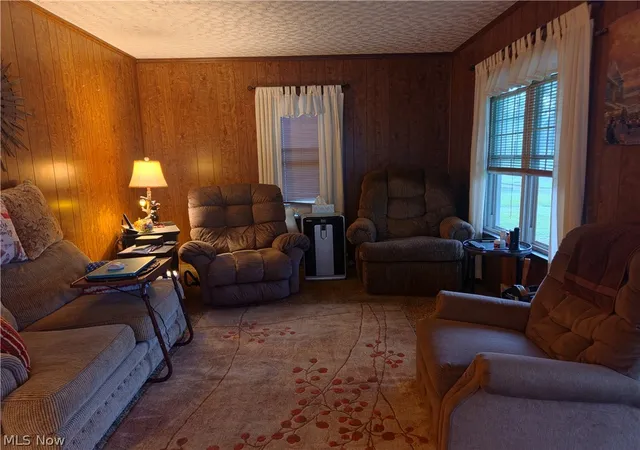 Photo 3 of Single family home for sale at 1935 E 44th St, Ashtabula, OH 44004 | MLS# 5239001 | Listing updated on 2026-09-11