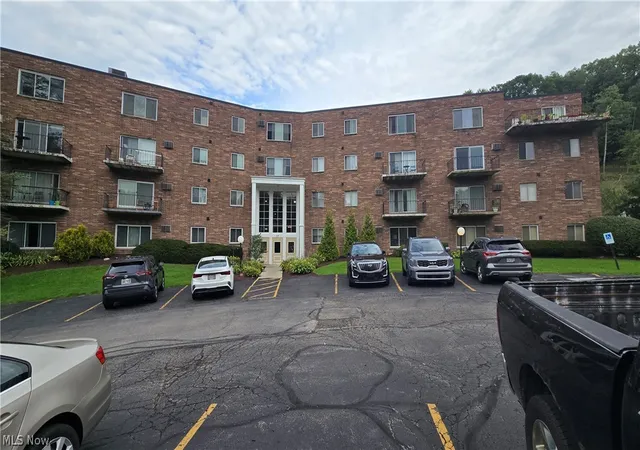 Photo 1 of Sale Pending at 315 Solon Rd #202, Chagrin Falls, OH 44022 | MLS# 5240892 | Listing updated on 2026-09-10