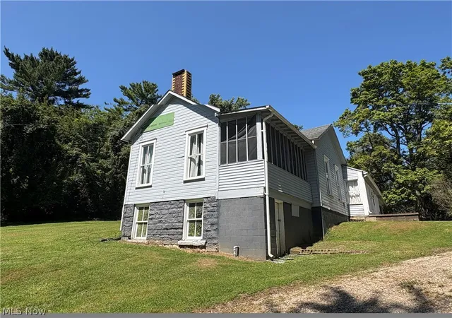 Photo 10 of Single family home for sale at 1405 Henry St, Zanesville, OH 43701 | MLS# 5240824 | Listing updated on 2026-09-03