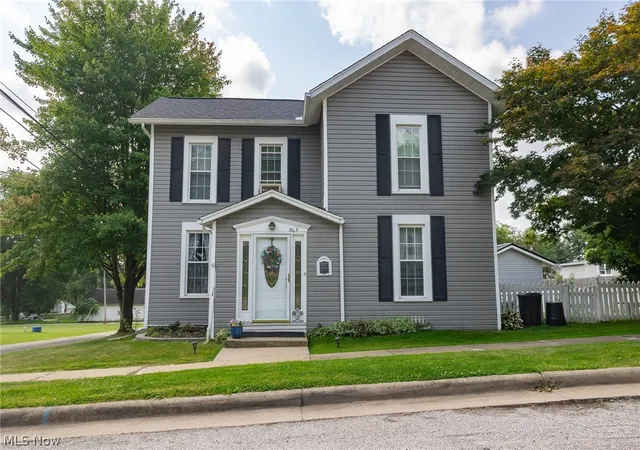 Single family home for sale at 203 E Wood St, Shreve, OH 44676 | MLS# 5240644