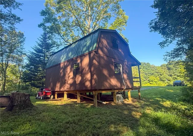 Photo 4 of Sale Pending at 41298 Pleasant Ridge Rd, Graysville, OH 45734 | MLS# 5240922 | Listing updated on 2026-09-08