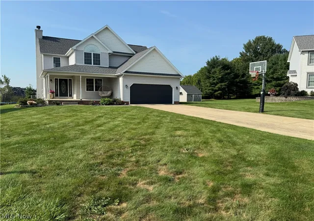 Photo 1 of Single family home for sale at 4201 W Candy Apple Ct, New Middletown, OH 44442 | MLS# 5240856 | Listing updated on 2026-09-10
