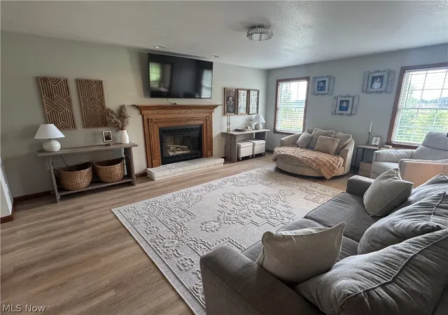 Photo 3 of Single family home for sale at 4201 W Candy Apple Ct, New Middletown, OH 44442 | MLS# 5240856 | Listing updated on 2026-09-10
